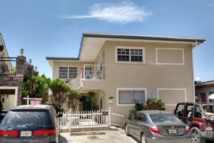 Commercial properties in Hollywood (FL), USA