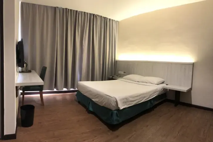 Commercial properties in Cannes, France