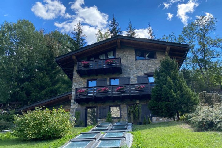 Купить дом в италии в горах турция это страна или город