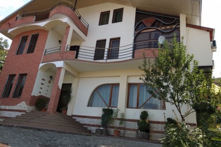 продажа домов в тбилиси