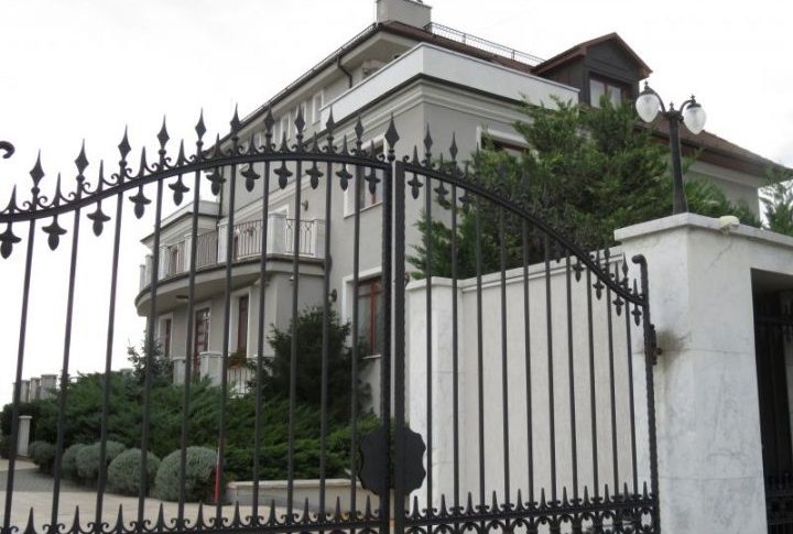 Жилье в венгрии цены в рублях черногория недвижимость купить недорого