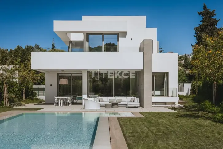 House in Estepona, Spain