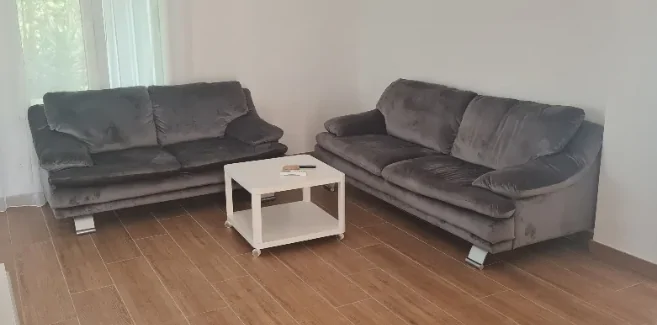   , 