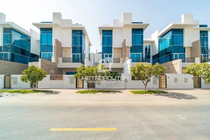 Townhouse in Jumeirah Village Circle, UAE