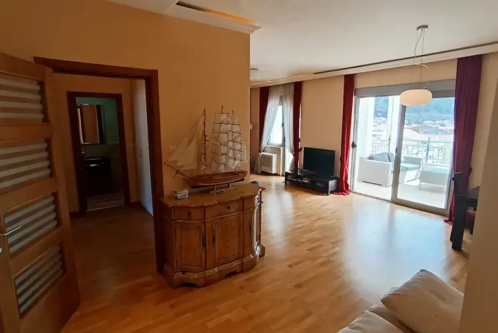 Apartment in Mainski Put, Montenegro
