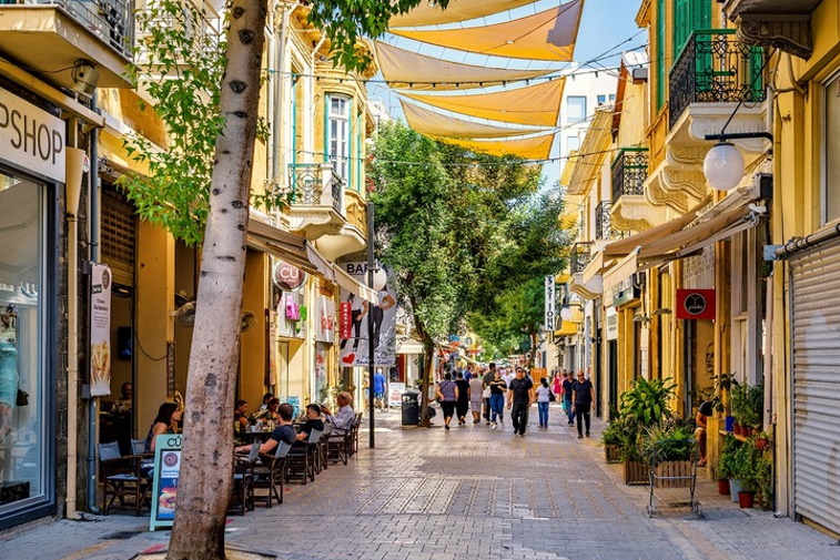 ����� ������ �� �������: ������������ � ������������