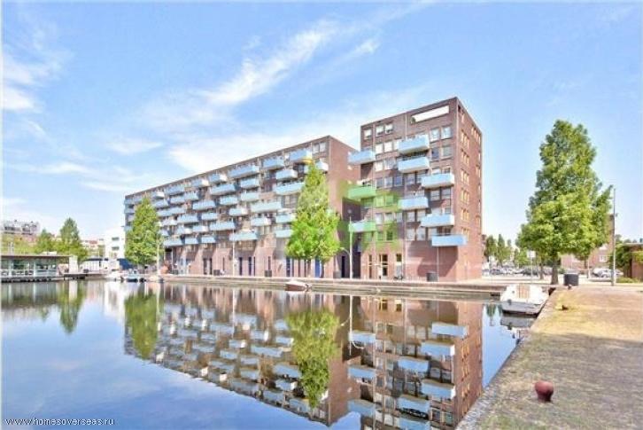 сколько стоит квартира в амстердаме
